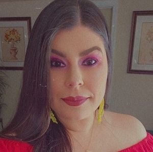 Meet your Posher, Paulina